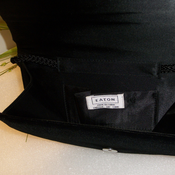 EATON Evening Bag Clutch Black Velour NWOT - Picture 6 of 7